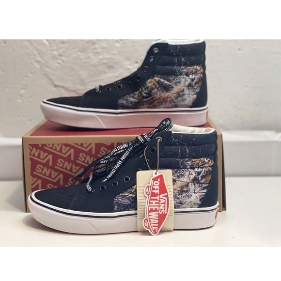 Vans Sneakers Sk8 Hi Comfycush Discovery Channel Project Cats Tigers Mens 10 New - Picture 1 of 12